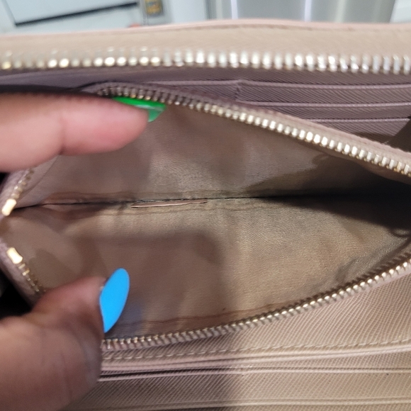 🔹️PRADA🔹️ Saffiano Leather Bow Long Zip Wallet ✨️🩷 - Picture 6 of 12